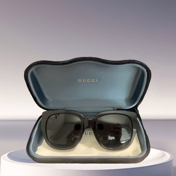 GUCCI WOMEN’S SUNGLASSES GG0141S - Picture 3 of 8